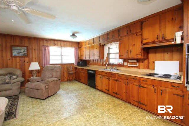 1004 Locarno Street Mobile, AL 36608 - Photo 5 of 17