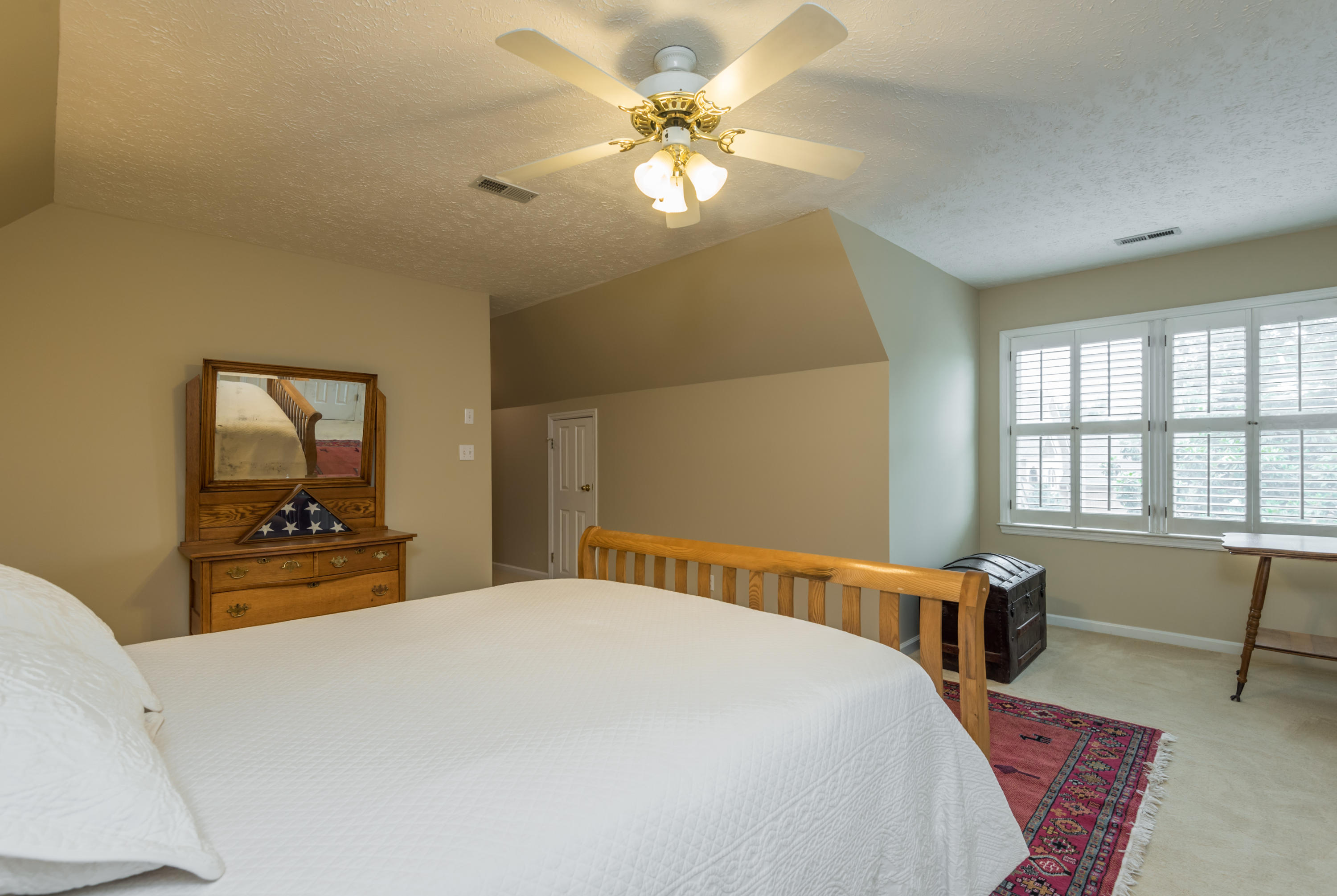 313 Shadowfax Road Knoxville, TN 37934 - Photo 31 of 37 UPSTAIRS BEDROOM 2