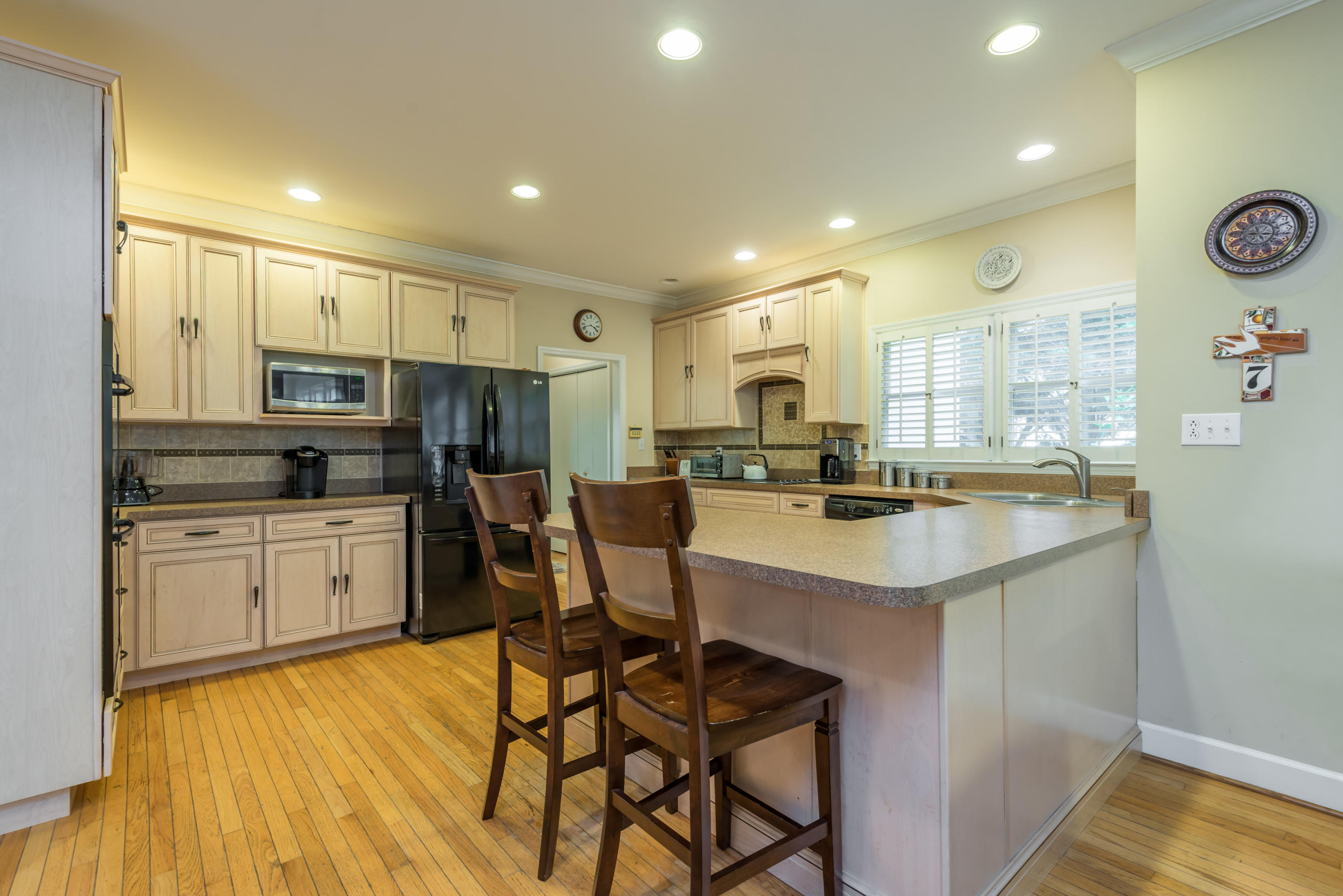313 Shadowfax Road Knoxville, TN 37934 - Photo 8 of 37 BAR AREA