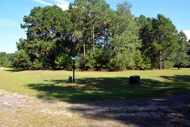 $168,500 | 61 Osprey Lane, Edisto Island, SC 29438