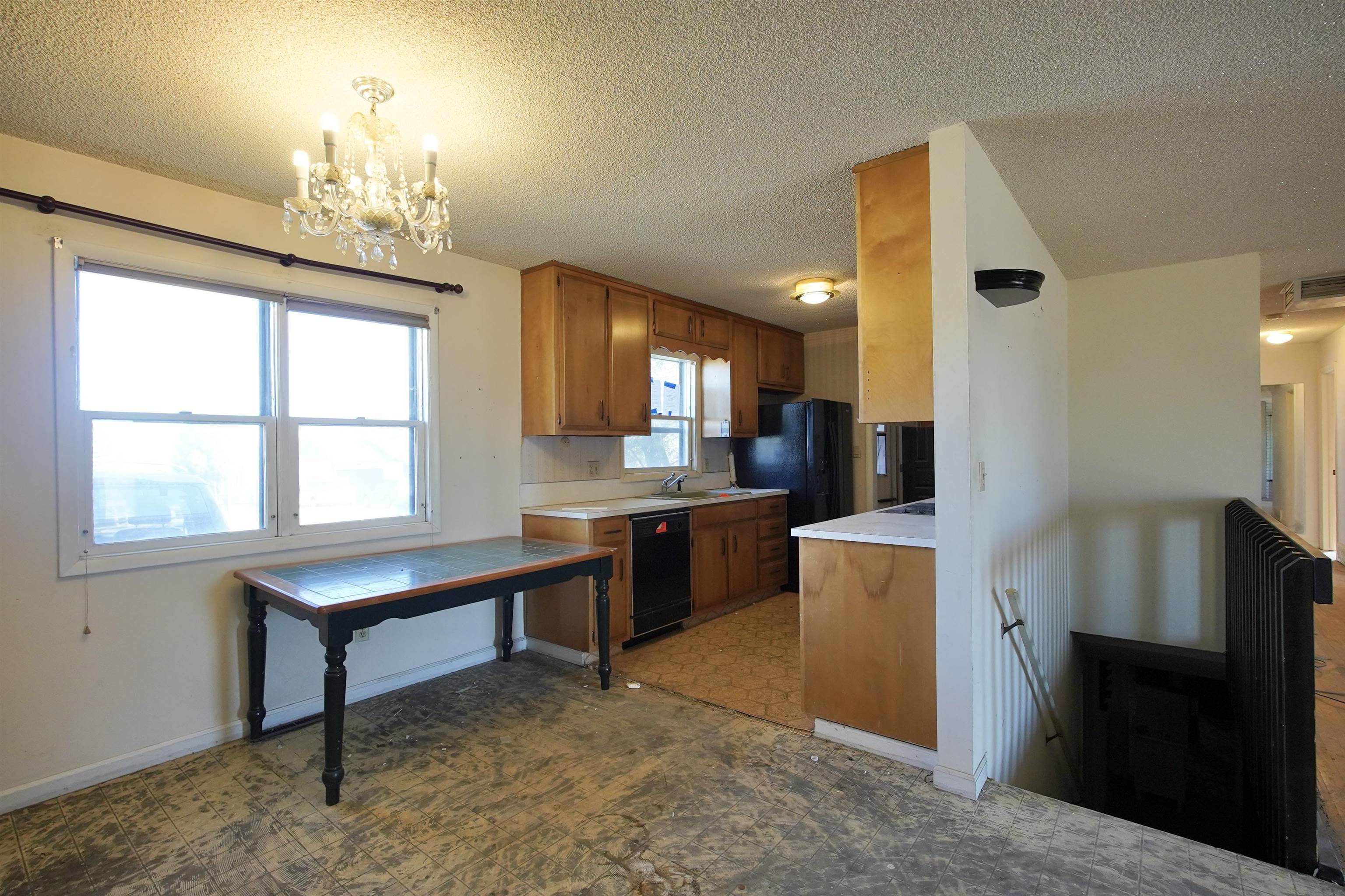 2960 Ridgecrest Drive Casper, WY 82604 - Photo 8 of 43