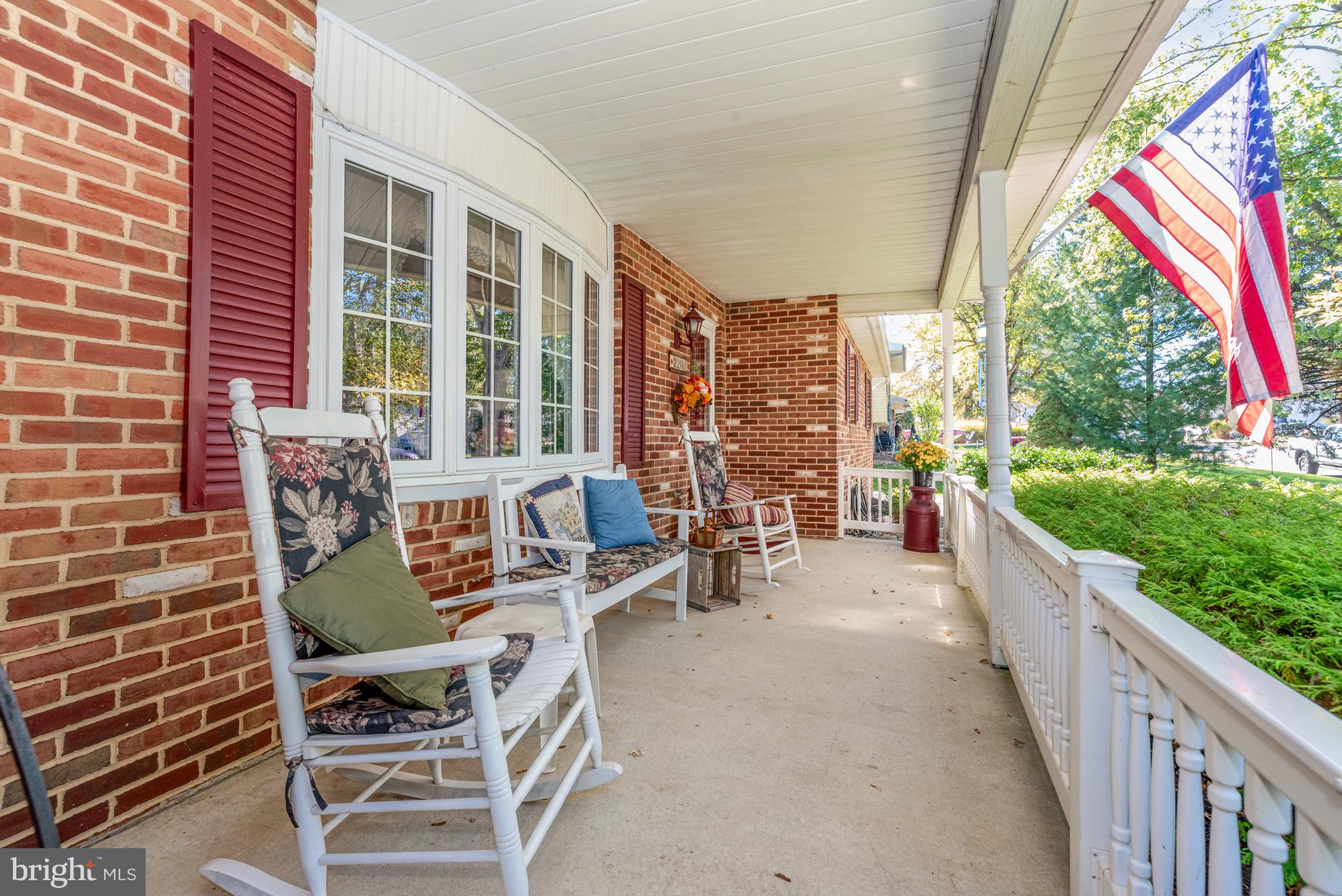 2208 Circle Road Carlisle, PA 17013 - Photo 3 of 27 Gallery Image 3