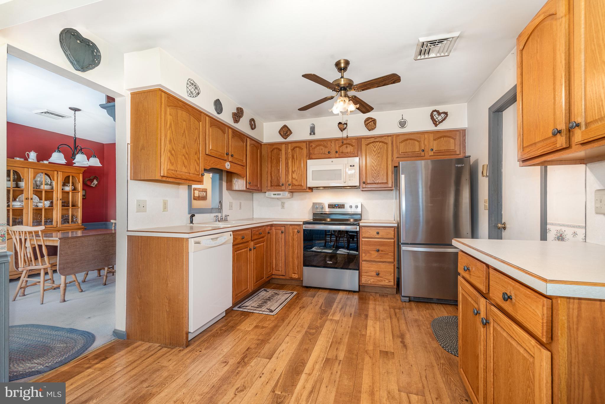 2208 Circle Road Carlisle, PA 17013 - Photo 9 of 27 Gallery Image 9