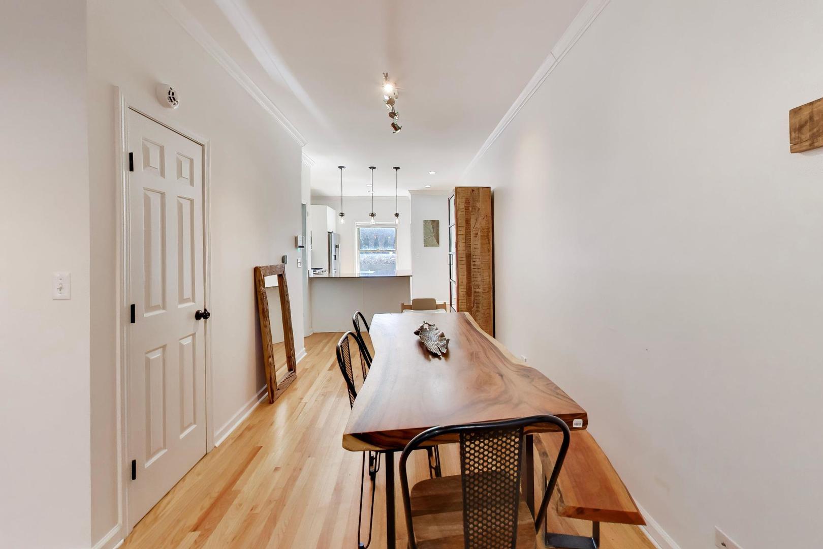 1953 West Foster Avenue, Unit 1 Chicago, IL 60640 - Photo 21 of 50