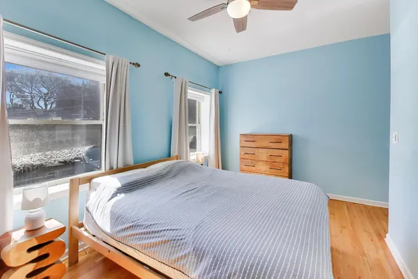 $529,000 | 1953 West Foster Avenue, Unit 1, Chicago, IL 60640