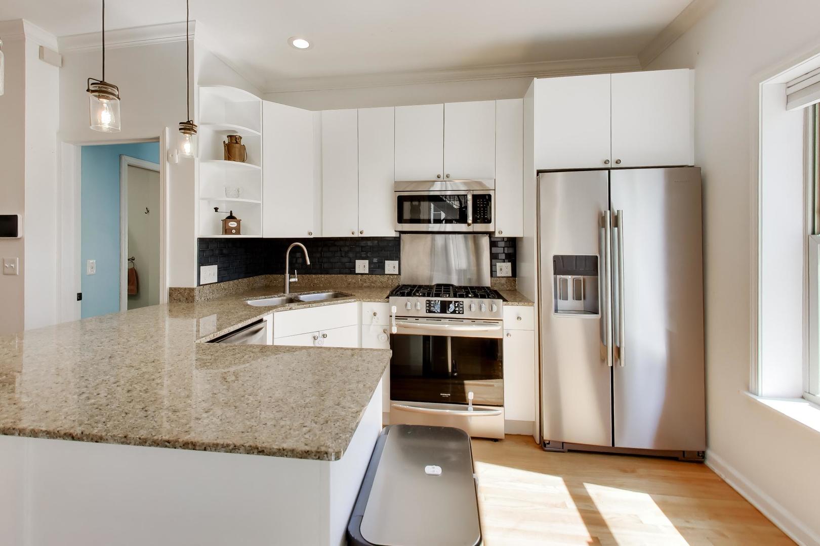 1953 West Foster Avenue, Unit 1 Chicago, IL 60640 - Photo 28 of 50