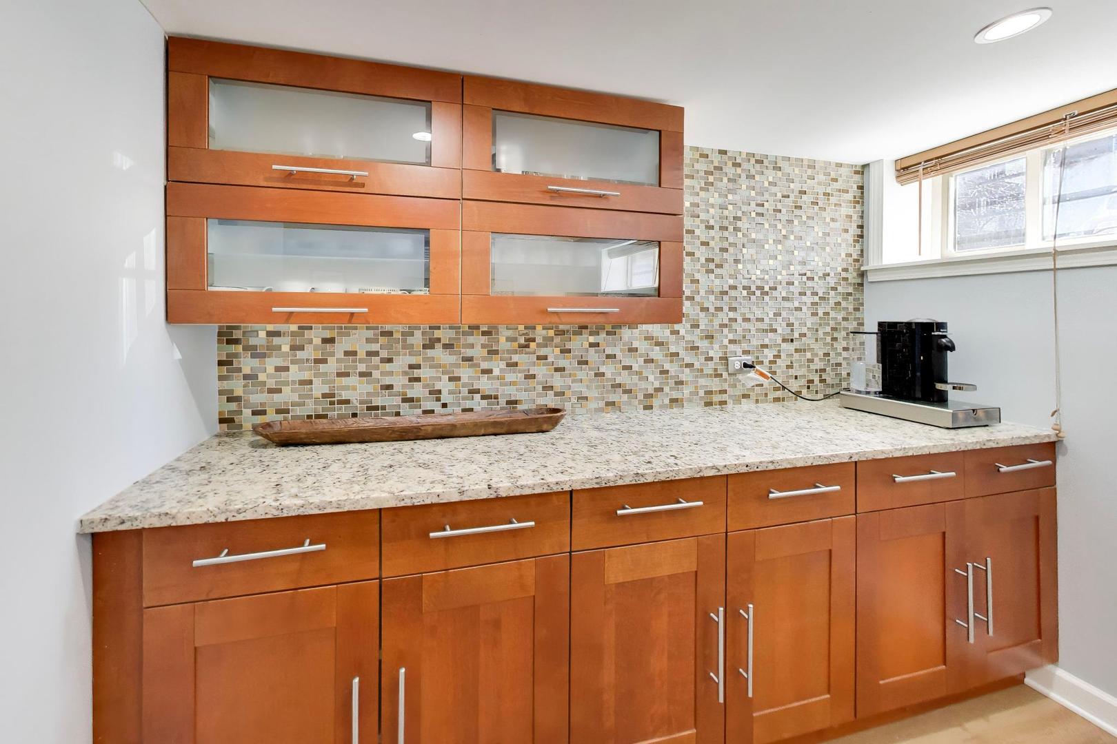 1953 West Foster Avenue, Unit 1 Chicago, IL 60640 - Photo 37 of 50