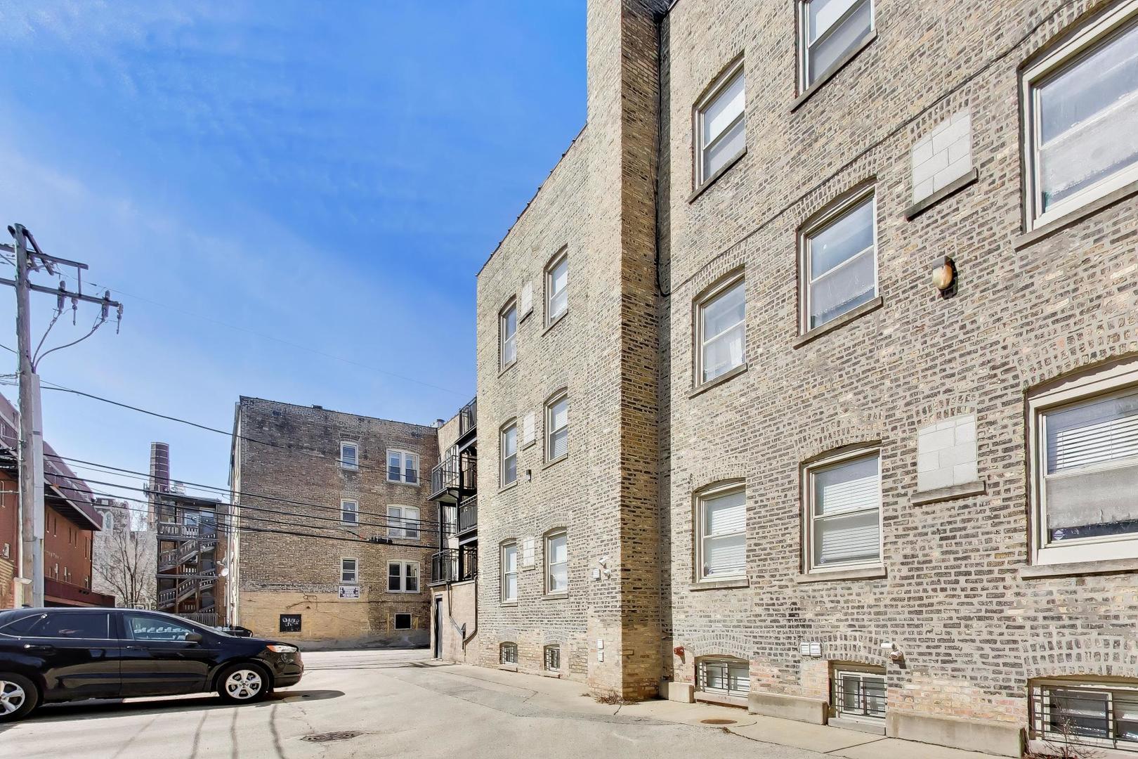 1953 West Foster Avenue, Unit 1 Chicago, IL 60640 - Photo 44 of 50