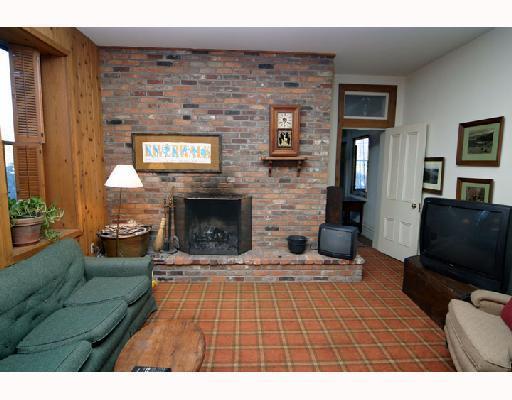250 Shultz Road Mount Pleasant, PA 15666 - Photo 3 of 8 Den/Family/Great Room.