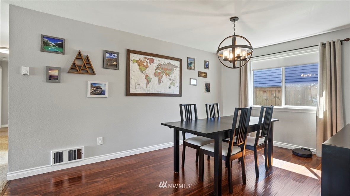 1224 225th Place Southwest Bothell, WA 98021 - Photo 9 of 30