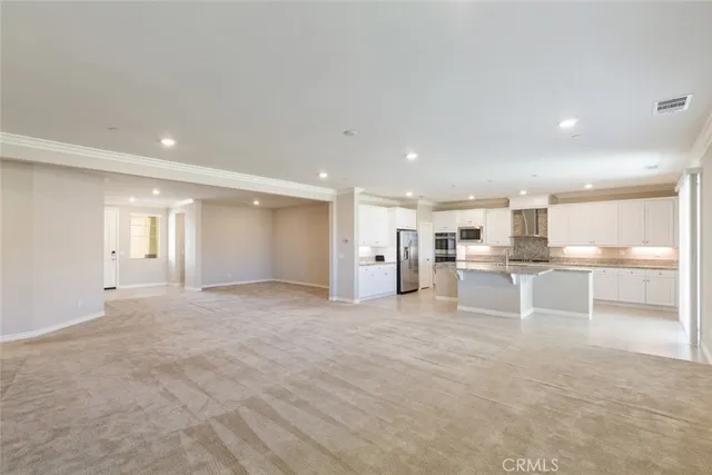 $3,800 | 45723 Bassett Street, Temecula, CA 92592