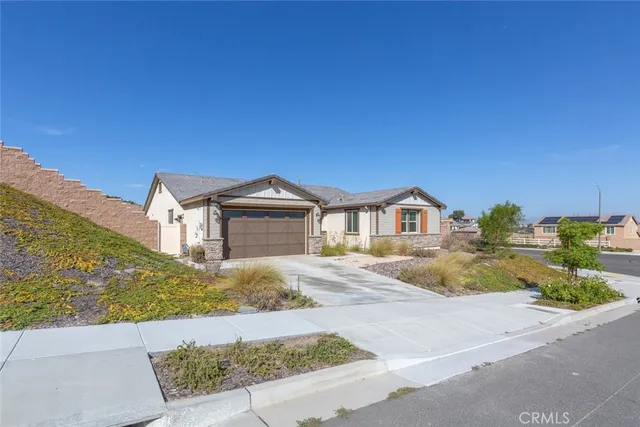 $3,800 | 45723 Bassett Street, Temecula, CA 92592