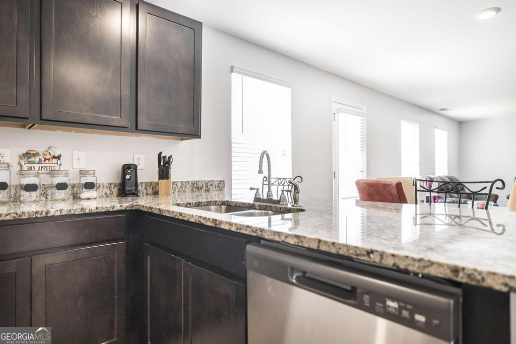 102 Clarks Court, Unit 96 Jackson, GA 30233 - Photo 16 of 40