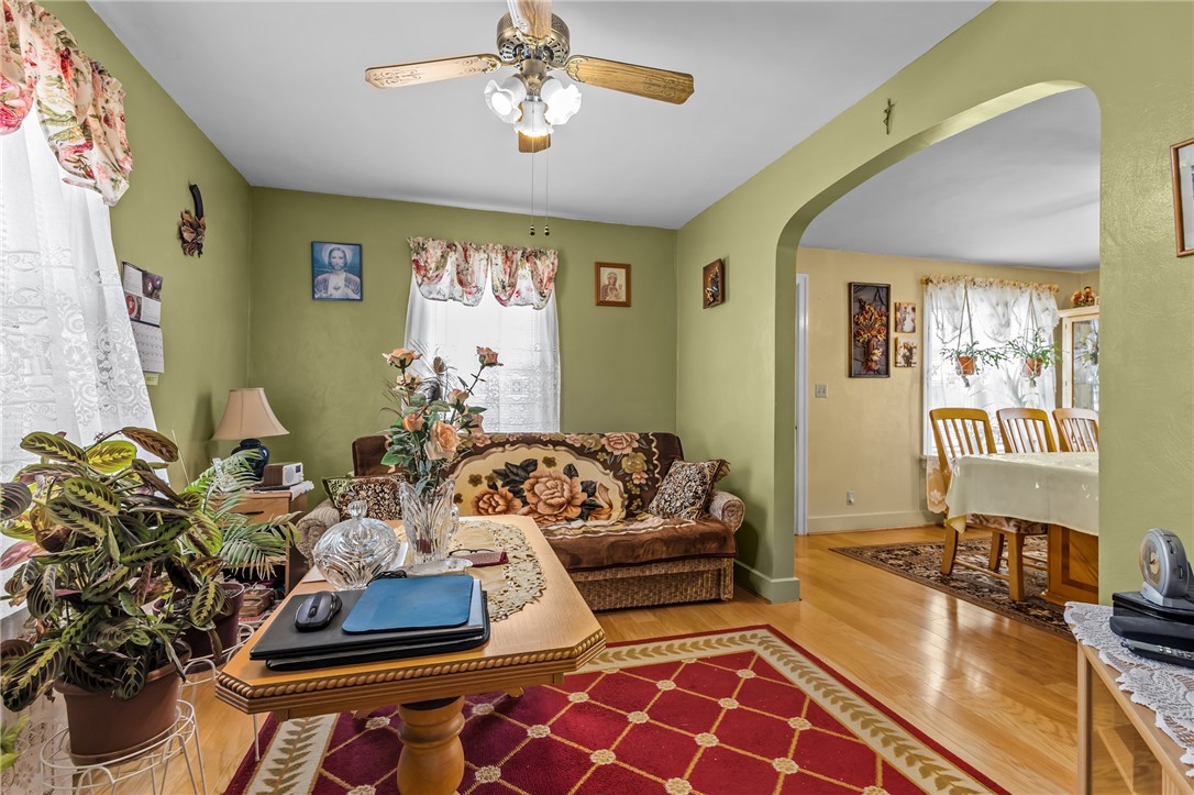 43 Virginia Avenue Woonsocket, RI 02895 - Photo 10 of 22