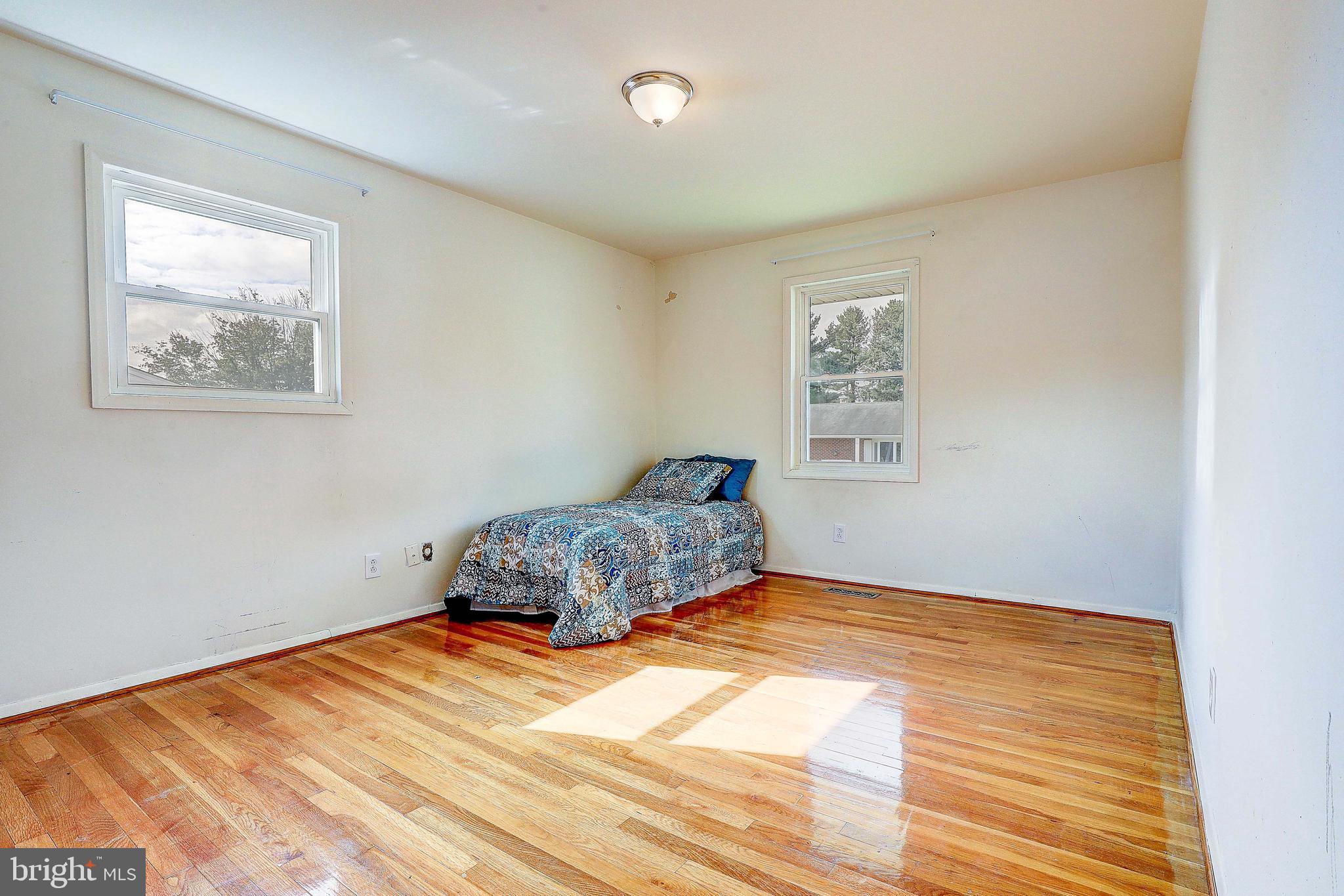 3905 Roxanne Road Randallstown, MD 21133 - Photo 19 of 38 Bedroom has plenty of space