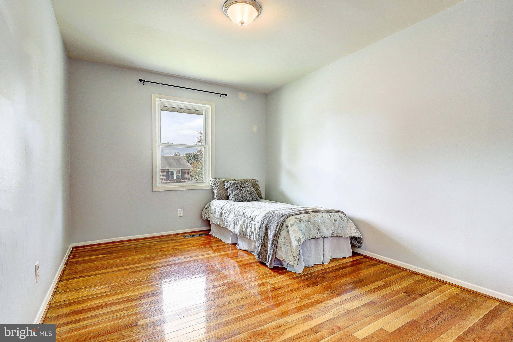 3905 Roxanne Road Randallstown, MD 21133 - Photo 21 of 38 Third upstairs bedroom