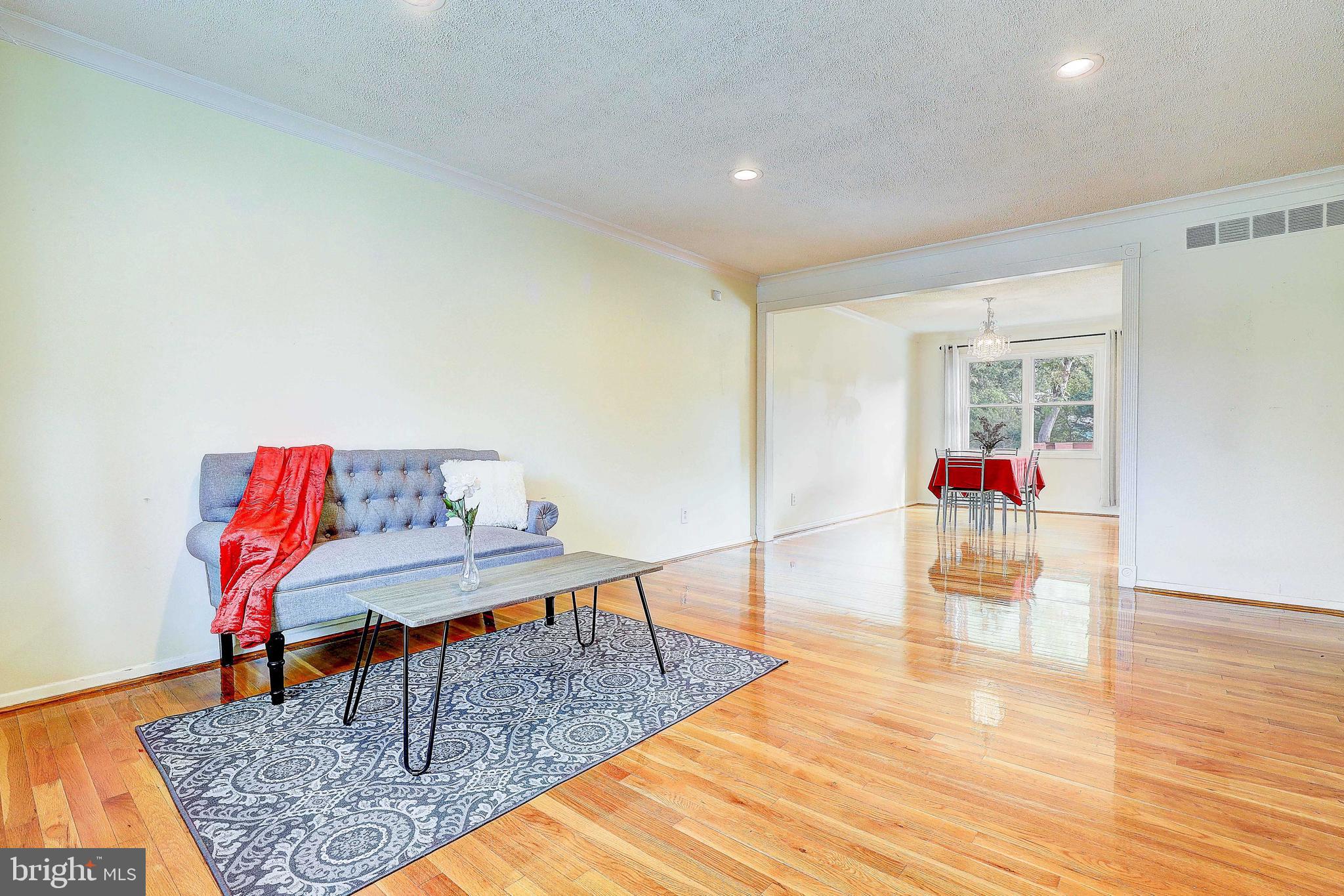 3905 Roxanne Road Randallstown, MD 21133 - Photo 6 of 38 Plenty of space for your furniture