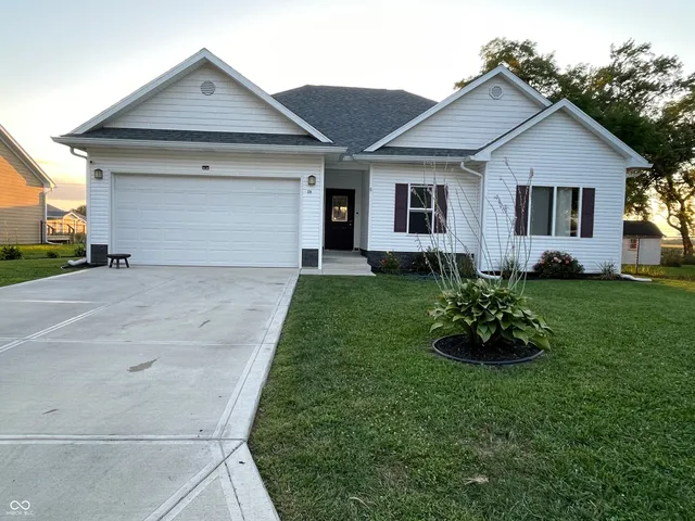 $274,900 | 239 North Coventry Drive, Anderson, IN 46012