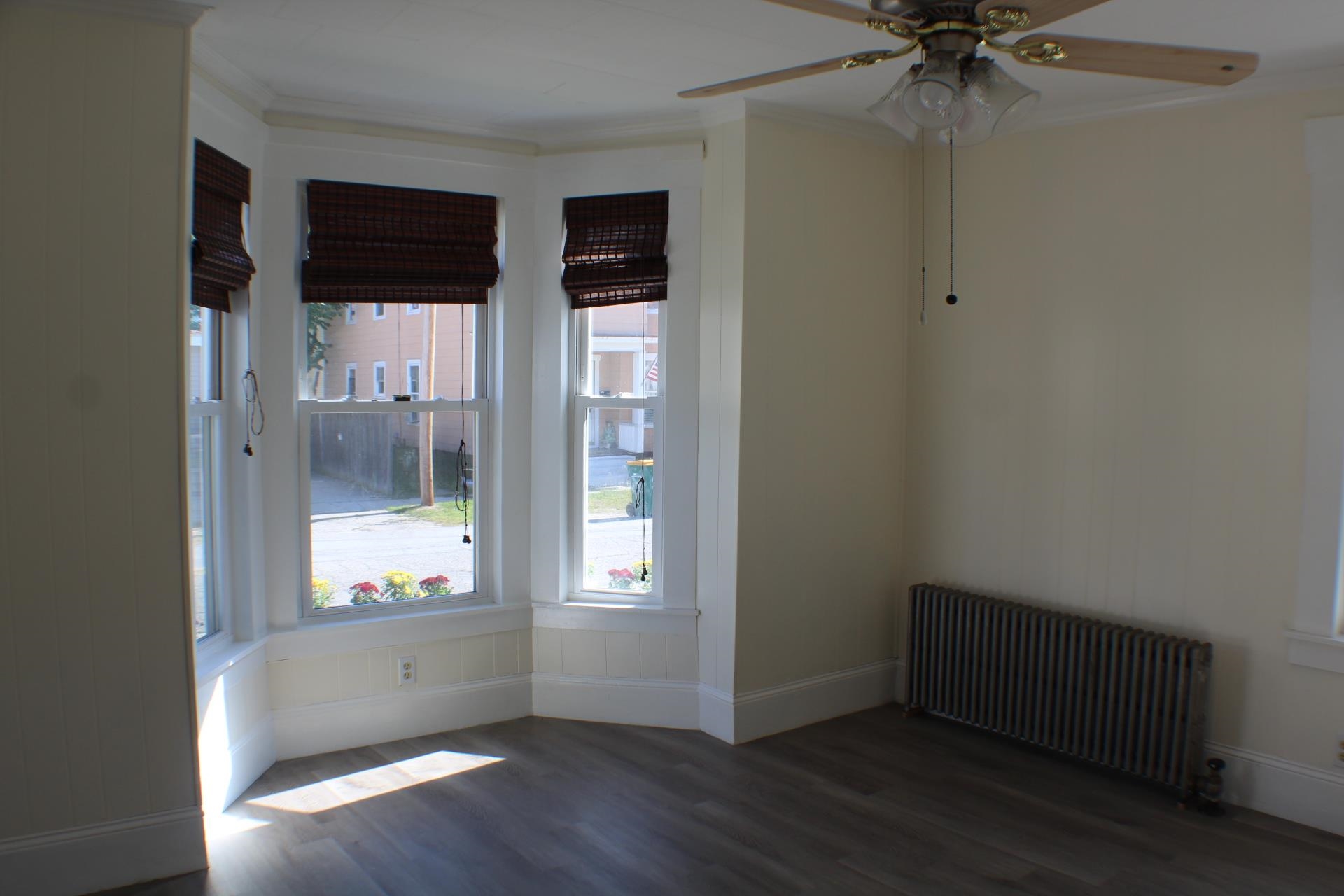 21 Silver Street Rochester, NH 03867 - Photo 5 of 18