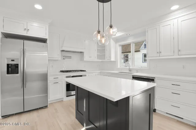 $9,700 | 19 Farley Street, Greenwich, CT 06830