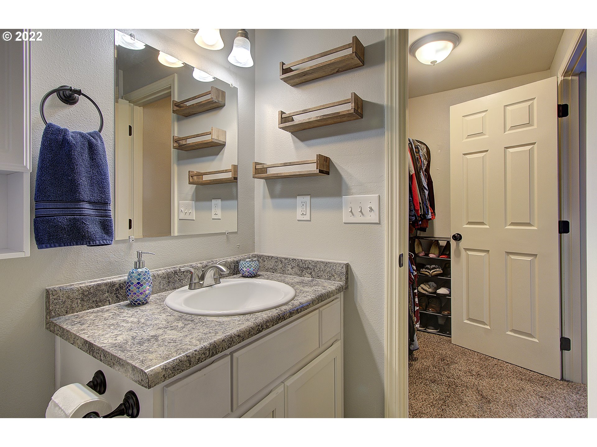 156 Graystone Road Kalama, WA 98625 - Photo 15 of 23 Gallery Image 15