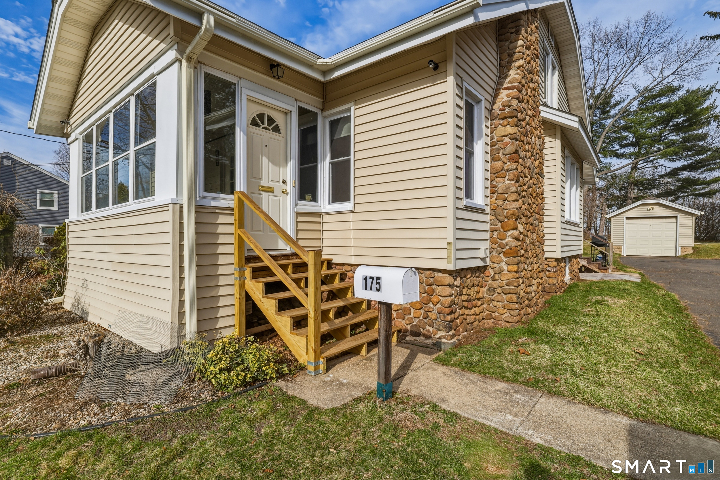 175 Amherst Street New Britain, CT 06053 - Photo 5 of 36