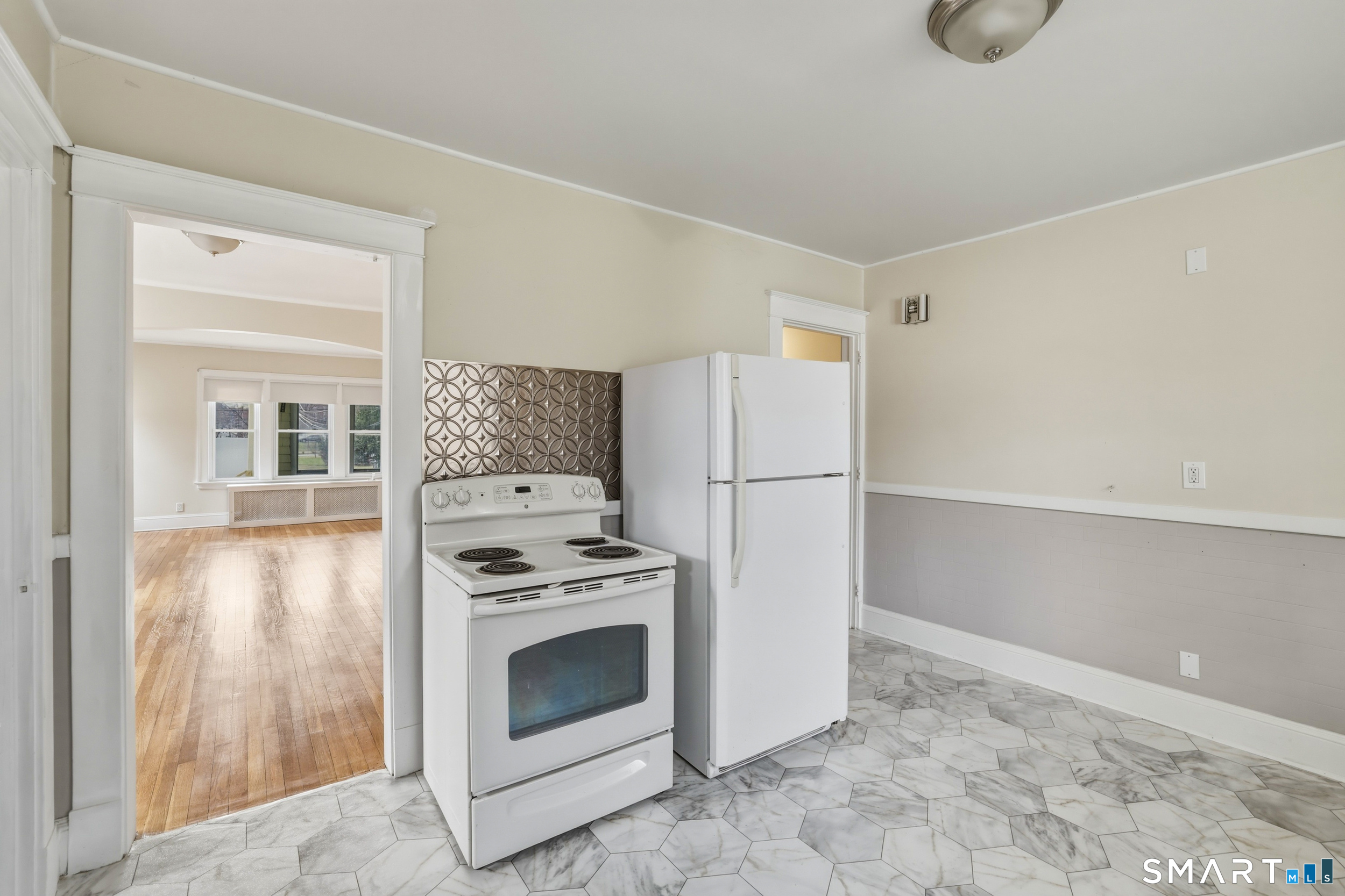 175 Amherst Street New Britain, CT 06053 - Photo 9 of 36