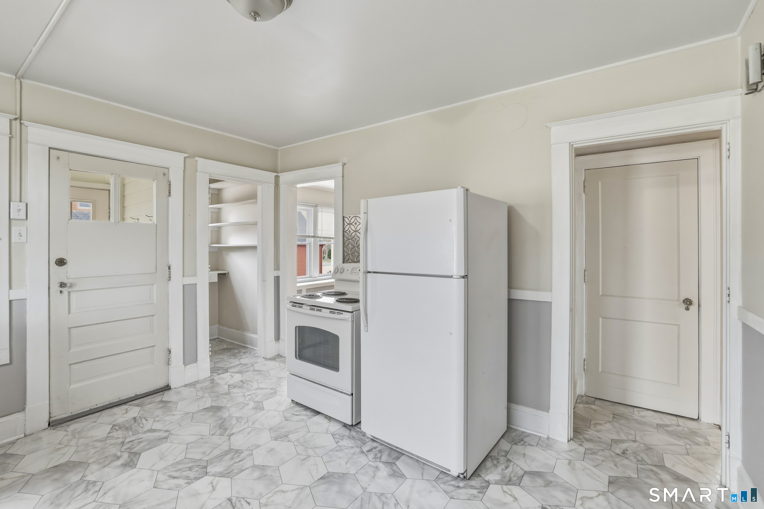 175 Amherst Street New Britain, CT 06053 - Photo 10 of 36