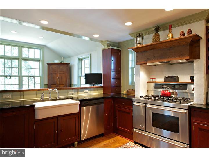 3523 Goshen Road Newtown Square, PA 19073 - Photo 11 of 22 Kitchen