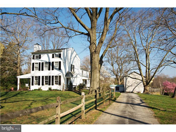 3523 Goshen Road Newtown Square, PA 19073 - Photo 3 of 22 Driveway