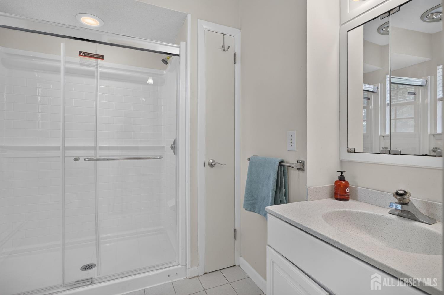 1270 Sioux Road North Brunswick, NJ 08902 - Photo 28 of 46
