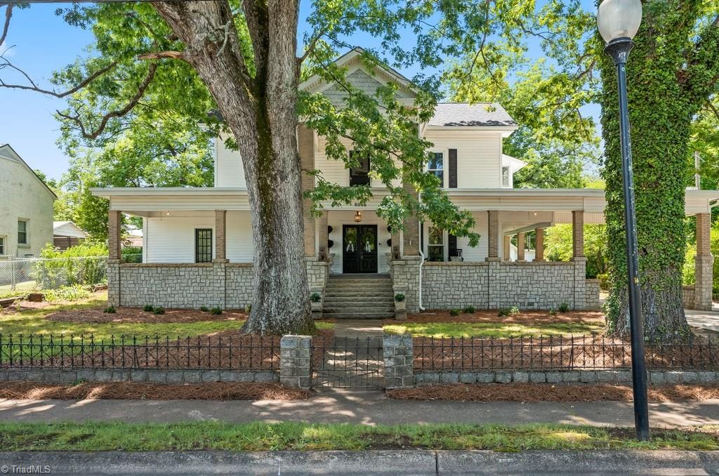 8066 Broad Street Rural Hall, NC 27045 - Photo 2 of 47