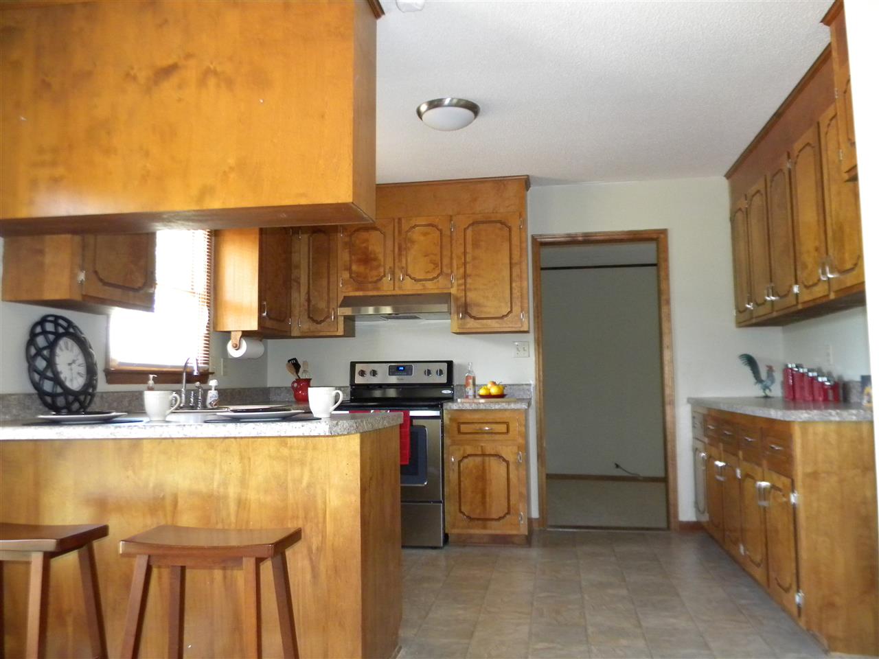 142 State Rd S-11-550 Gaffney, SC 29341 - Photo 3 of 10 Gallery Image 3