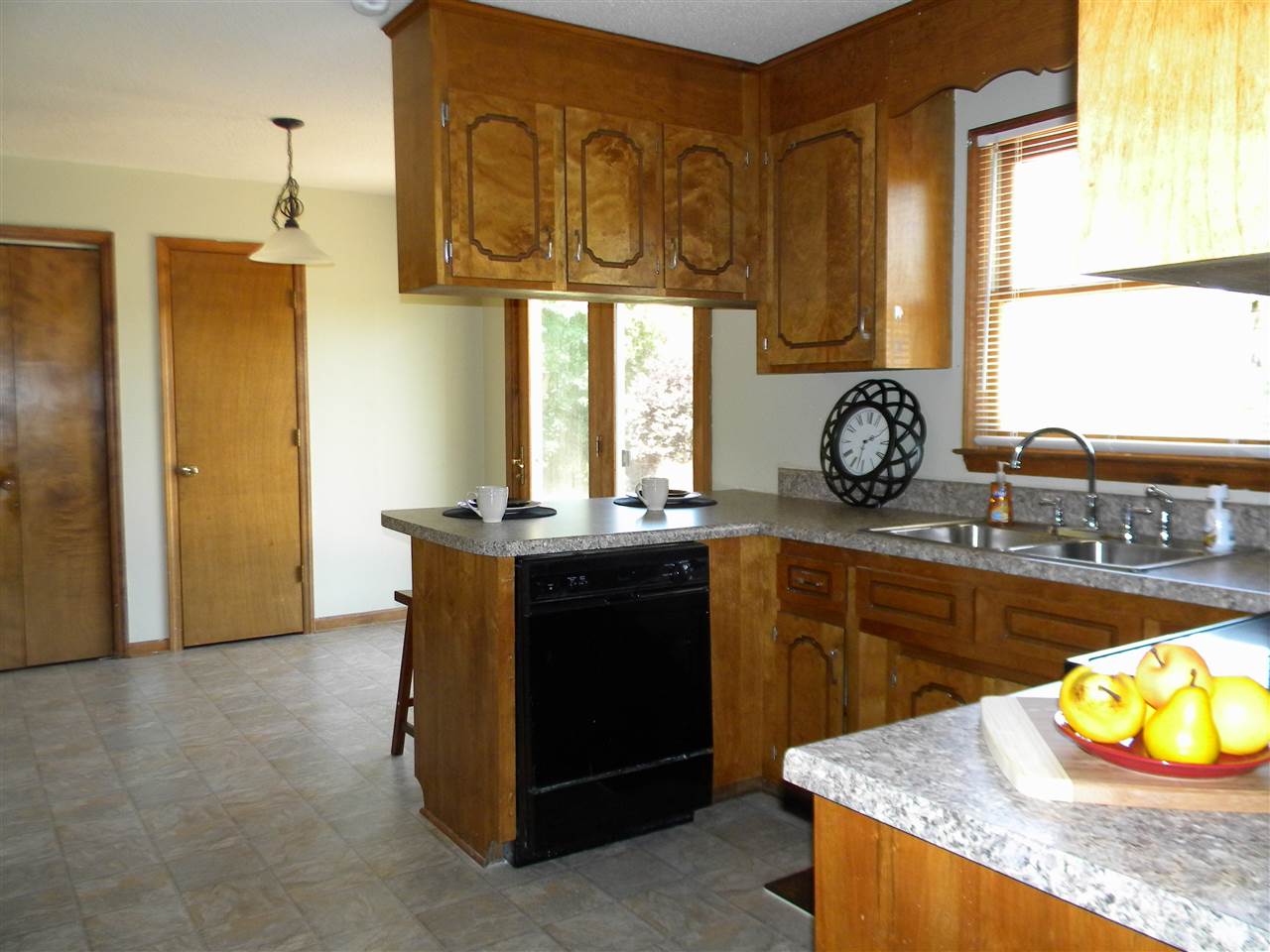 142 State Rd S-11-550 Gaffney, SC 29341 - Photo 4 of 10 Gallery Image 4