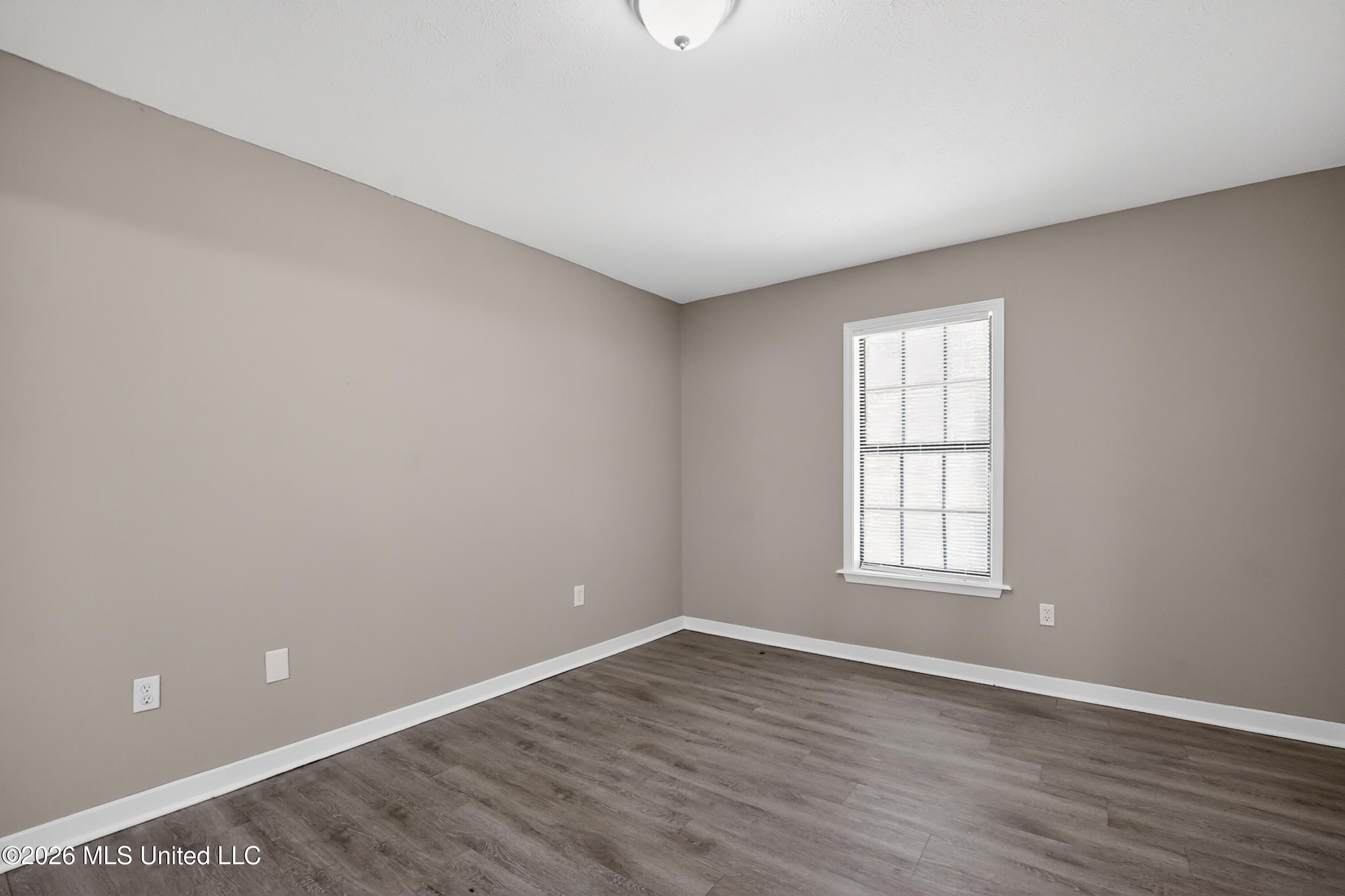 125 Brandy Run Road Brandon, MS 39047 - Photo 38 of 45 17_125_Brandy_Run_Rd_Brandon-Living_room