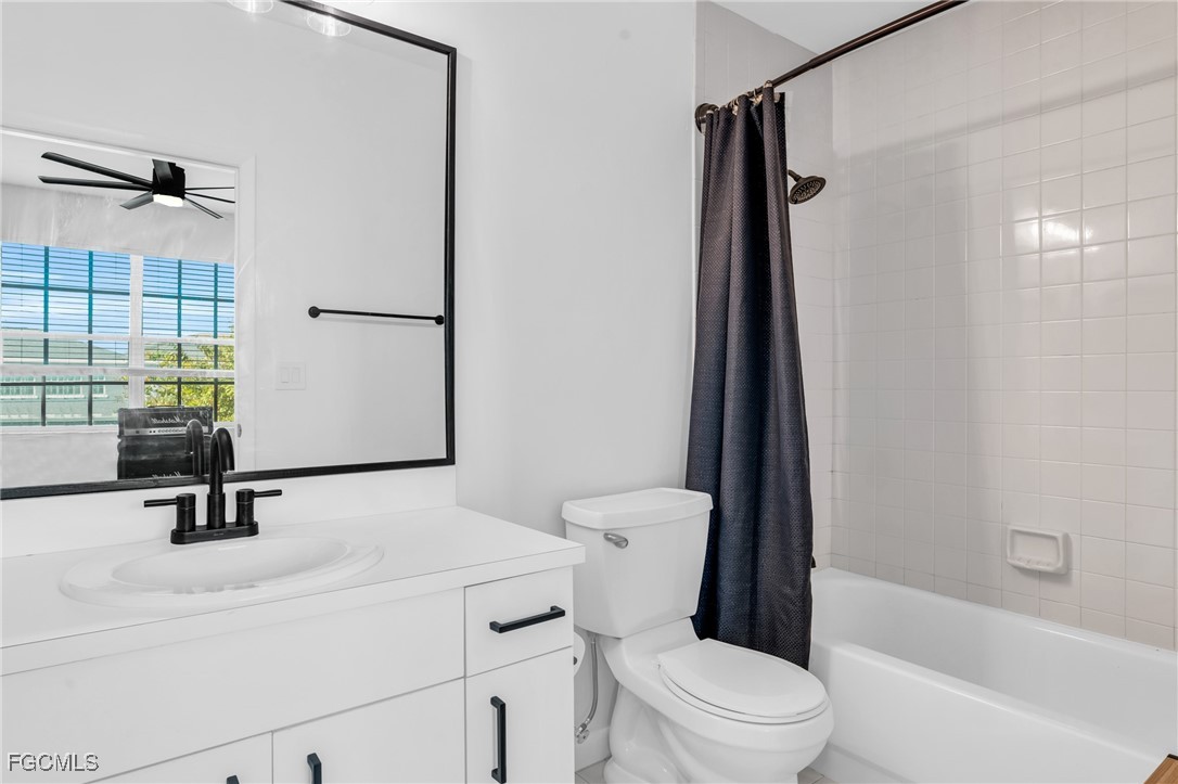 3825 Schoolhouse Road East, Unit 5 Fort Myers, FL 33916 - Photo 15 of 42