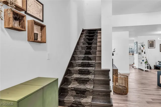 $2,000 | 3825 Schoolhouse Road East, Unit 5, Fort Myers, FL 33916