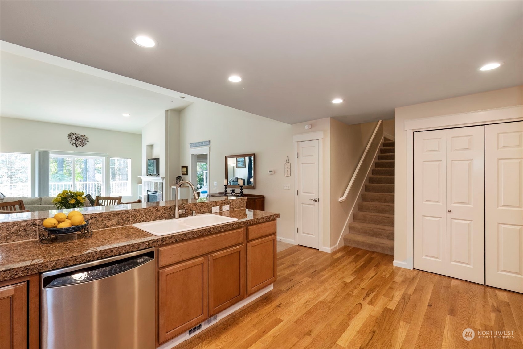 920 East Old Ranch Road, Unit A2 Allyn, WA 98524 - Photo 11 of 39 Gallery Image 11
