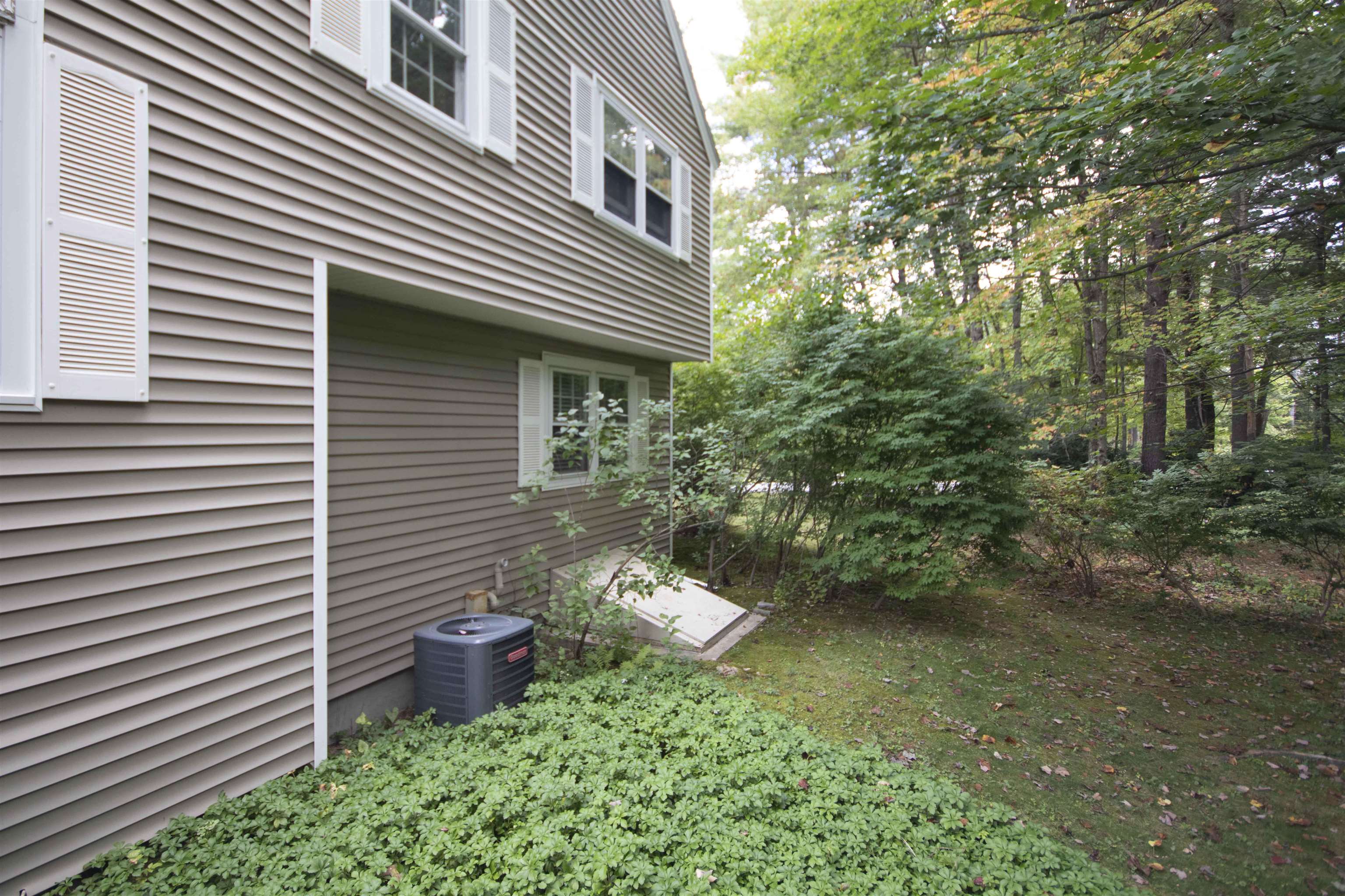 6 Winding Pond Road Londonderry, NH 03053 - Photo 19 of 39