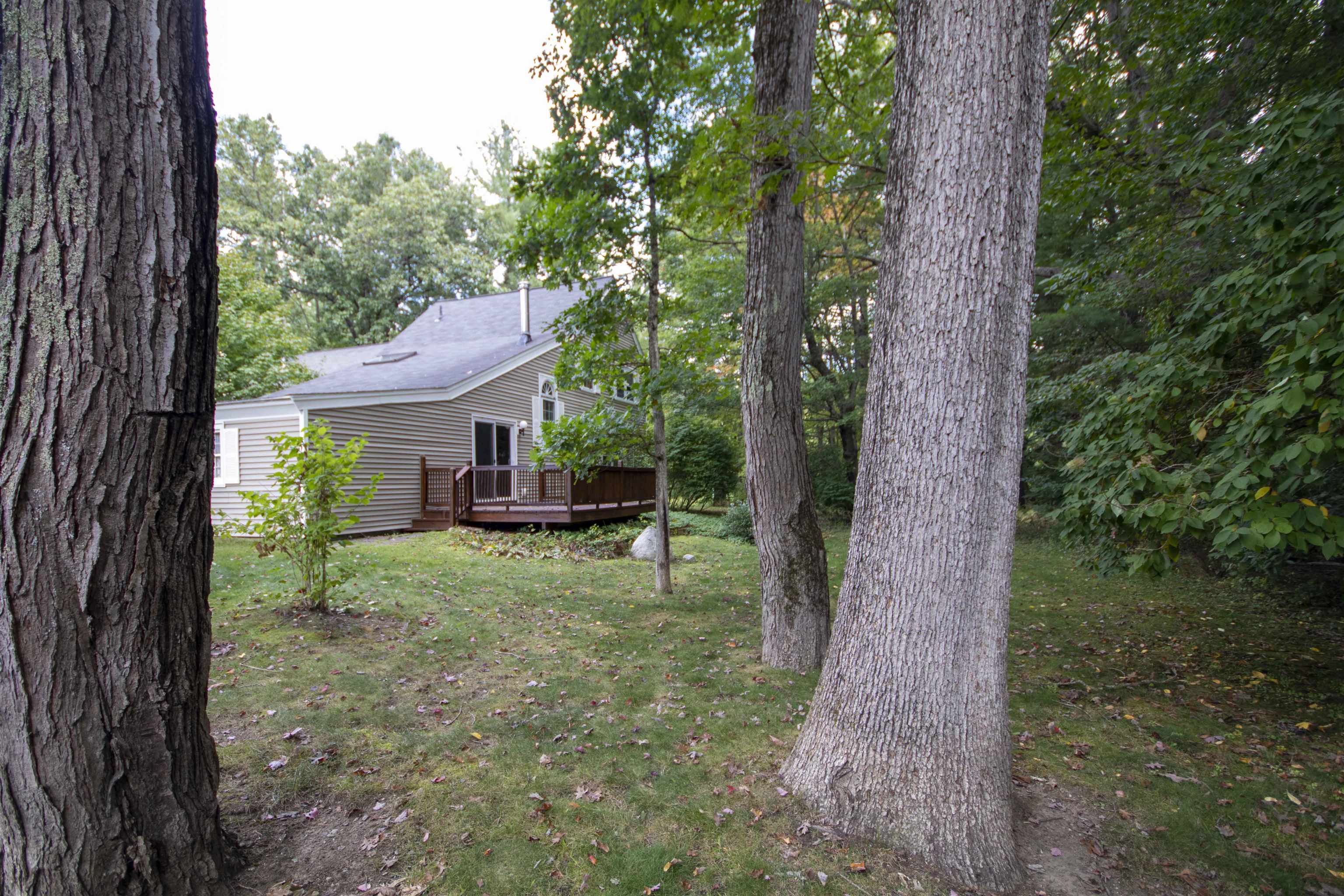 6 Winding Pond Road Londonderry, NH 03053 - Photo 22 of 39