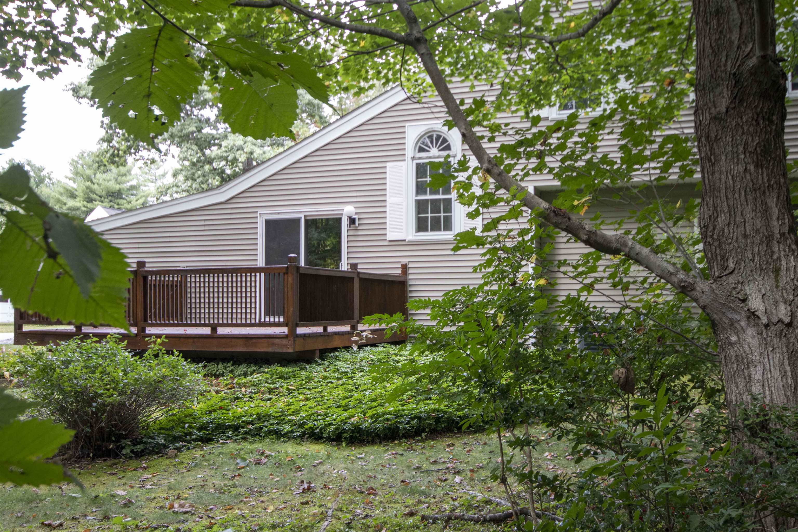6 Winding Pond Road Londonderry, NH 03053 - Photo 25 of 39