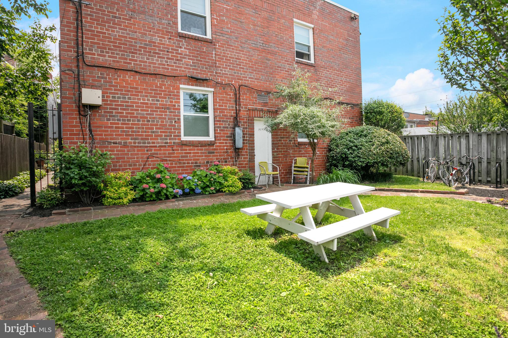 469 Ridge Street Northwest, Unit 1 Washington, DC 20001 - Photo 13 of 20