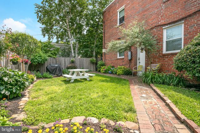 $320,000 | 469 Ridge Street Northwest, Unit 1, Washington, DC 20001