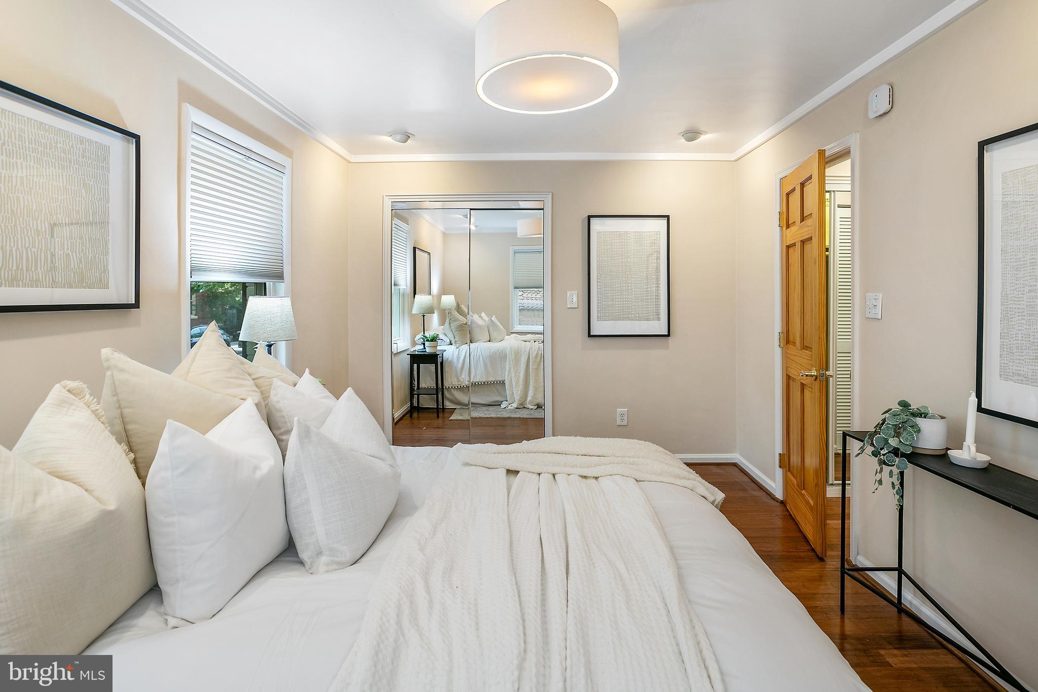 469 Ridge Street Northwest, Unit 1 Washington, DC 20001 - Photo 5 of 20