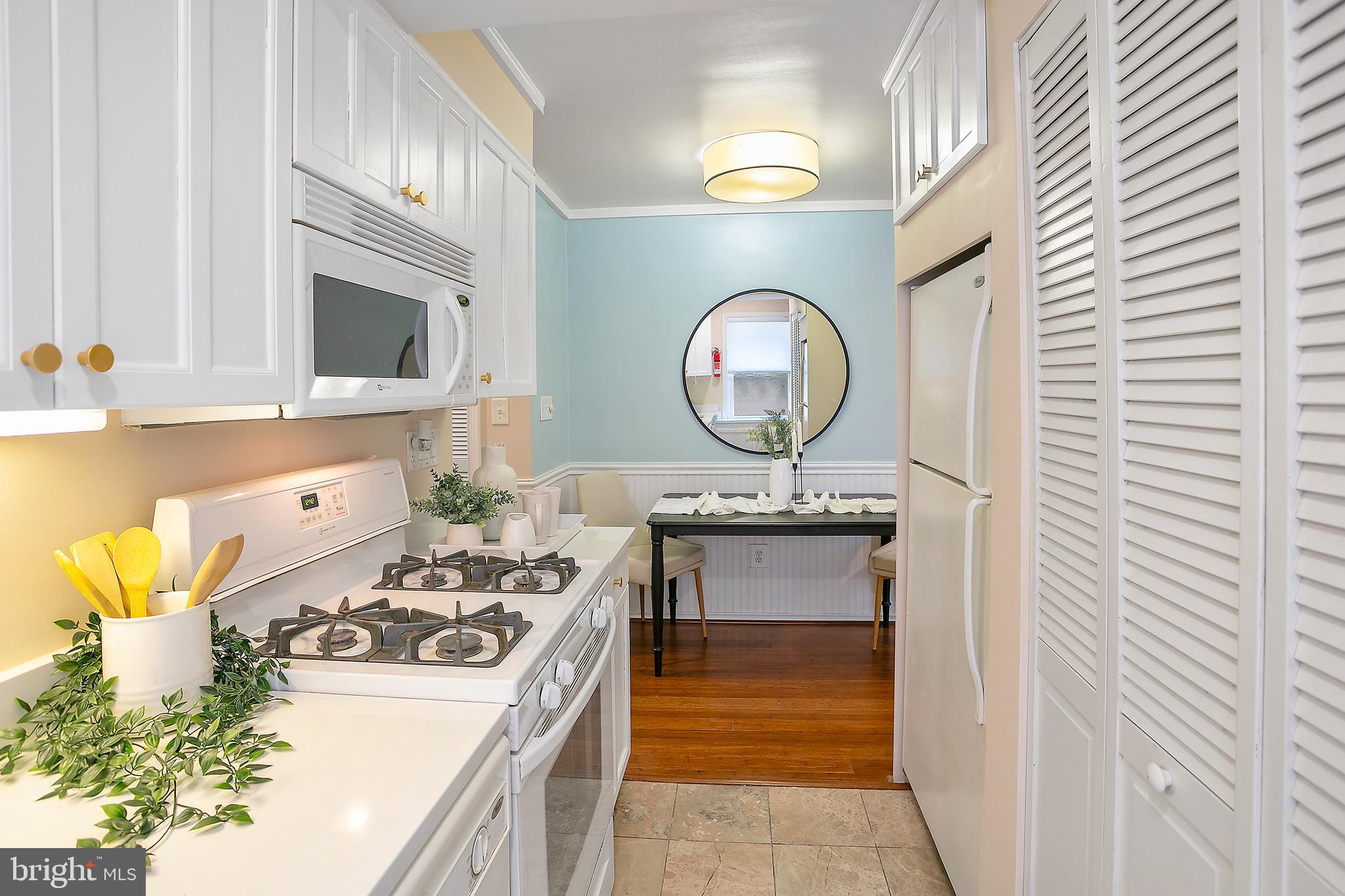 469 Ridge Street Northwest, Unit 1 Washington, DC 20001 - Photo 9 of 20
