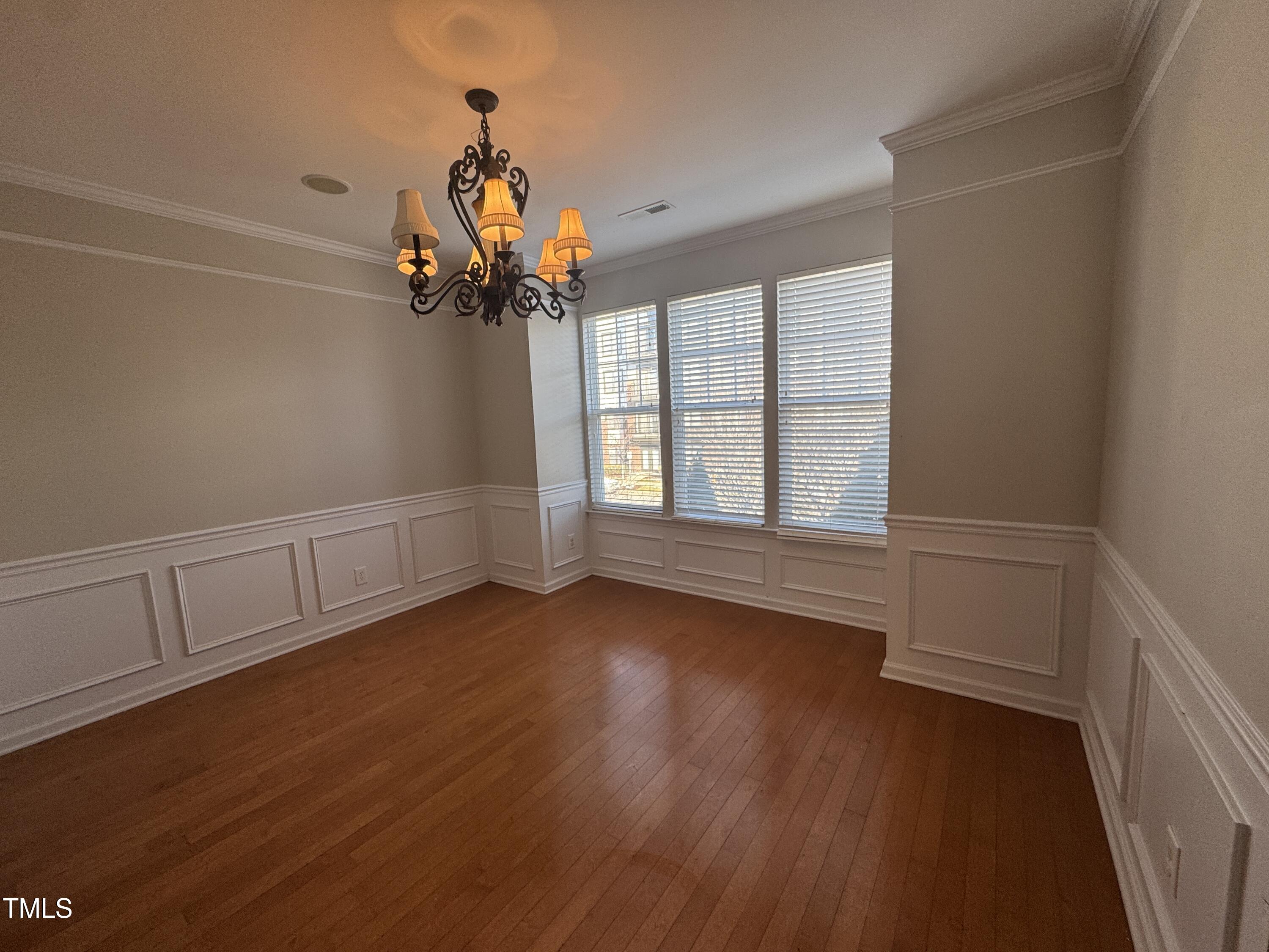 9204 Wooden Road Raleigh, NC 27617 - Photo 4 of 20 IMG_9269