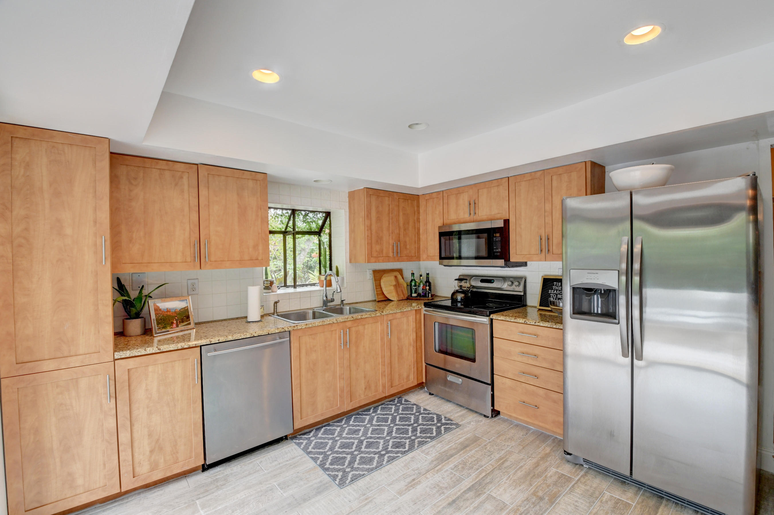 2892 Southwest 6th Street Delray Beach, FL 33445 - Photo 13 of 36 DSC_7498_499_500_501_502
