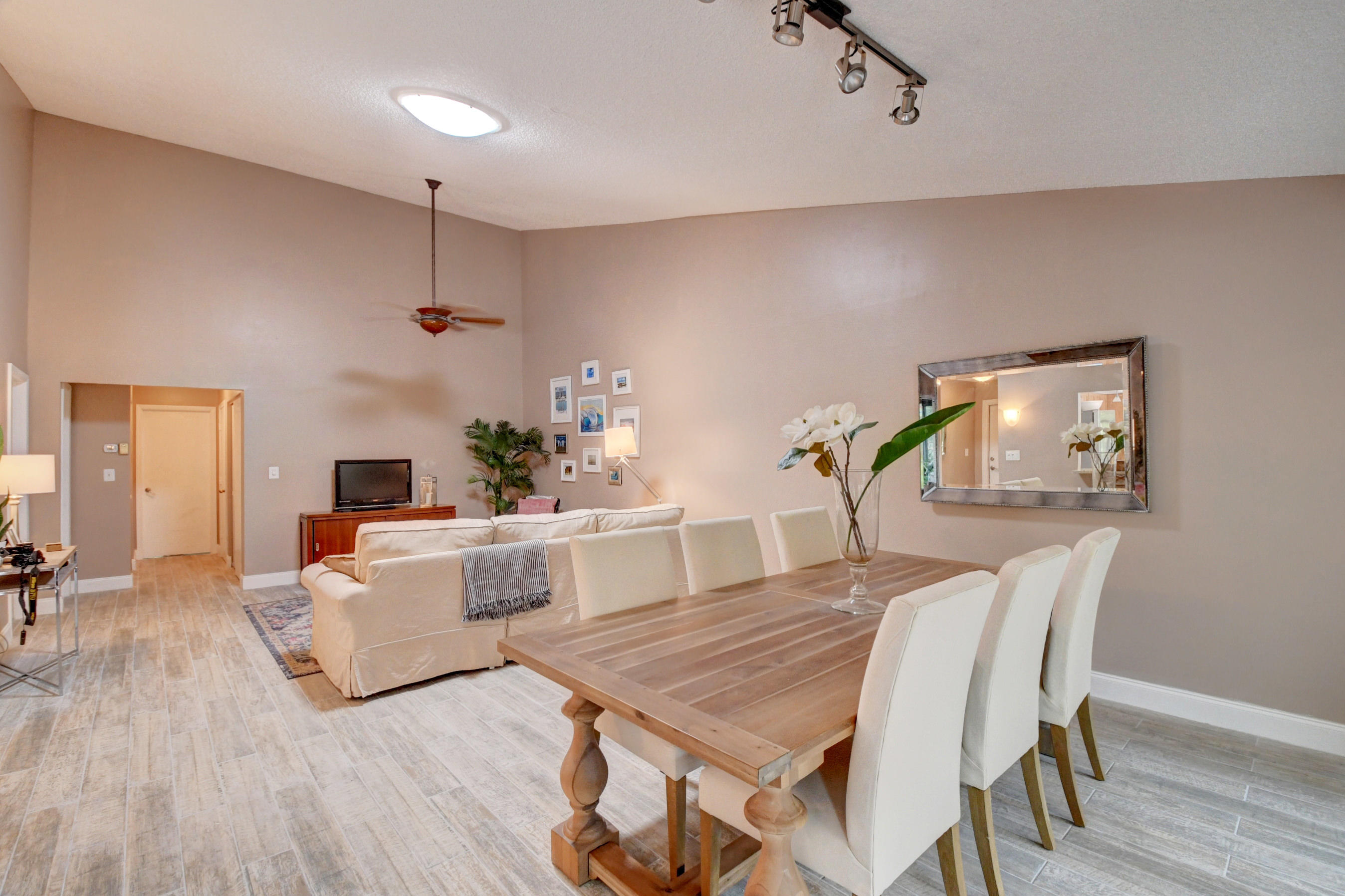 2892 Southwest 6th Street Delray Beach, FL 33445 - Photo 19 of 36 DSC_7533_4_5_6_7