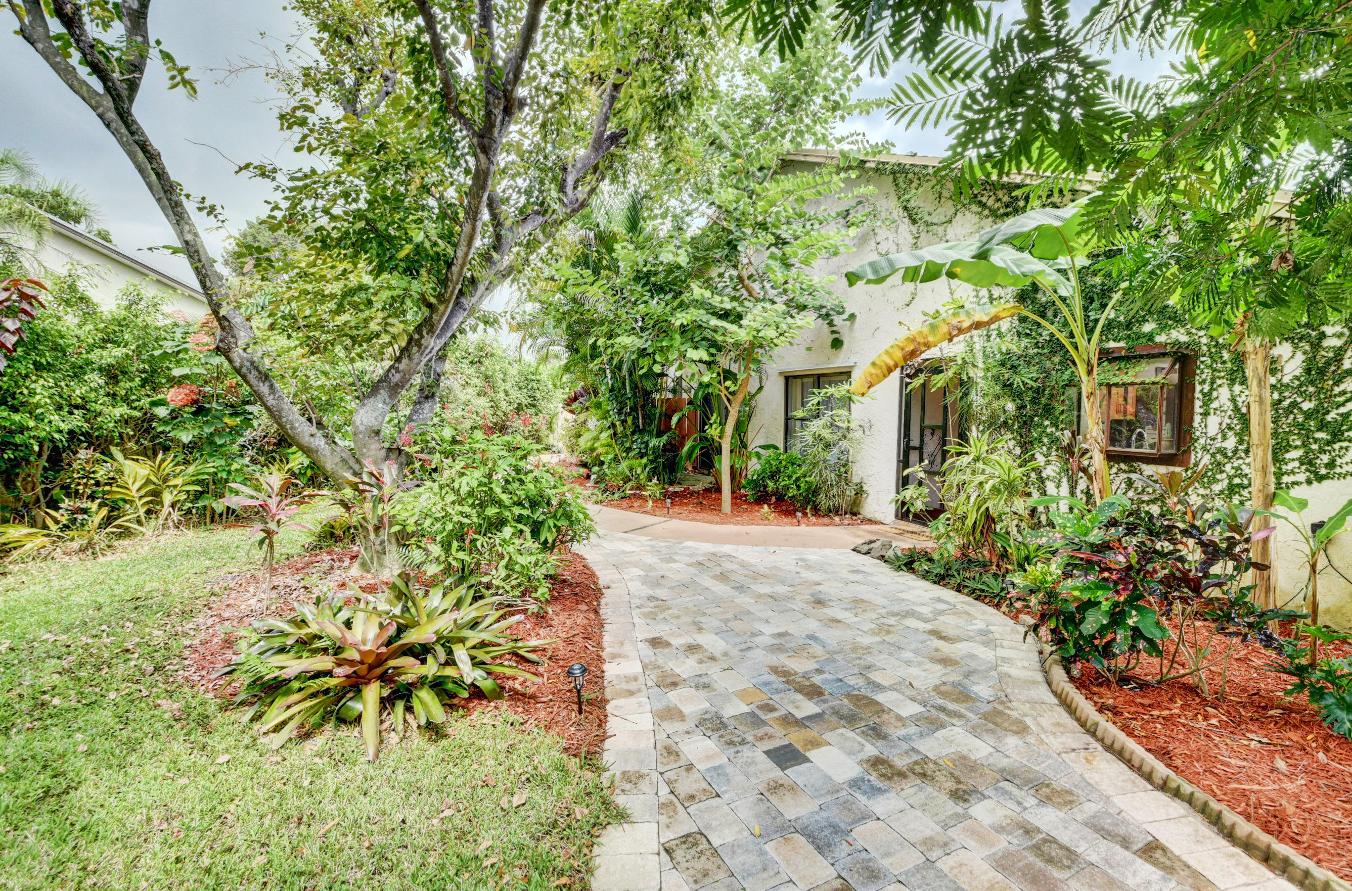 2892 Southwest 6th Street Delray Beach, FL 33445 - Photo 30 of 36 DSC_7373_4_5_6_7