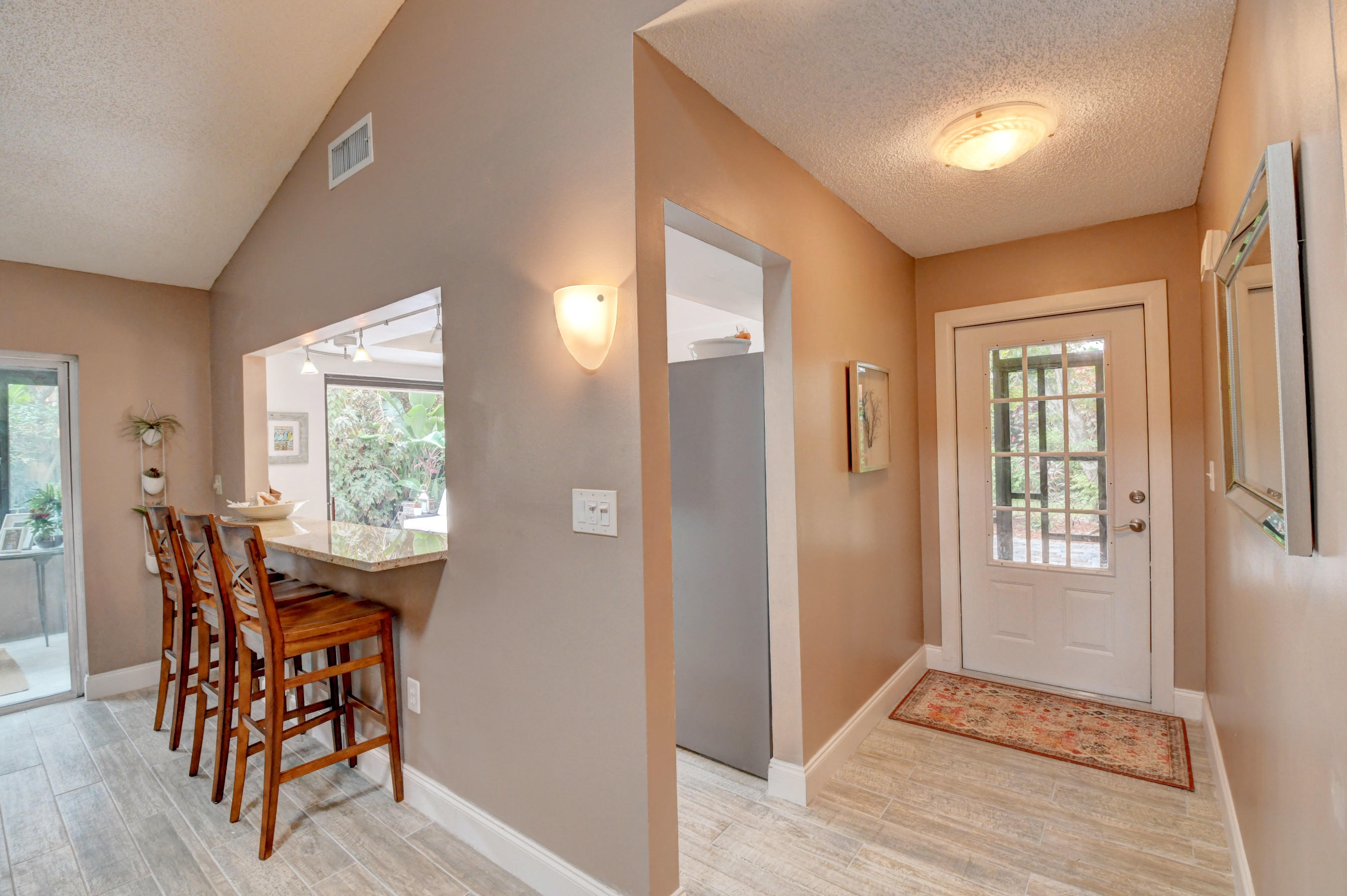 2892 Southwest 6th Street Delray Beach, FL 33445 - Photo 3 of 36 DSC_7423_4_5_6_7